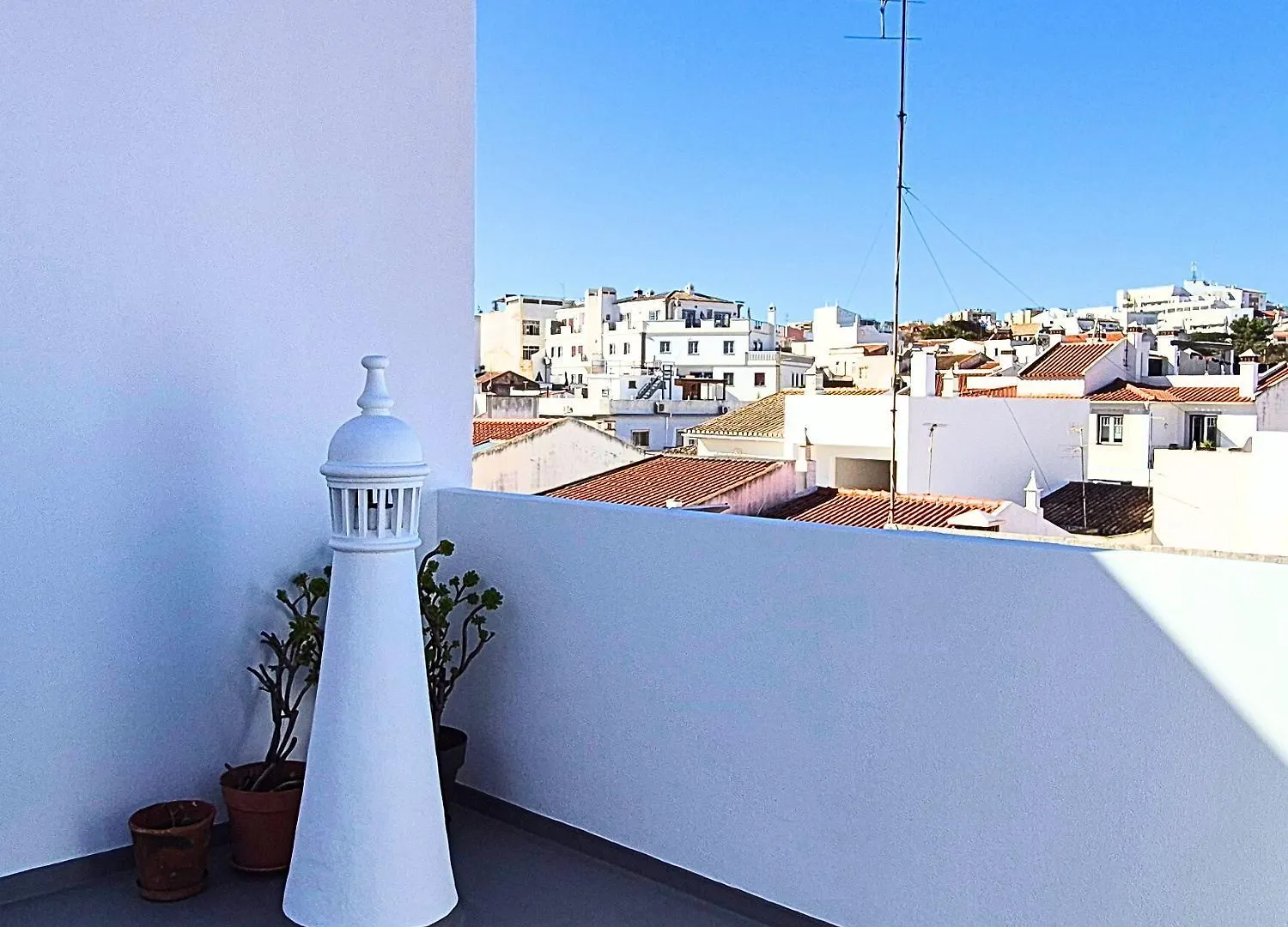 4-Bedroom Townhouse With Terrace In Center Oldtown Лагуш