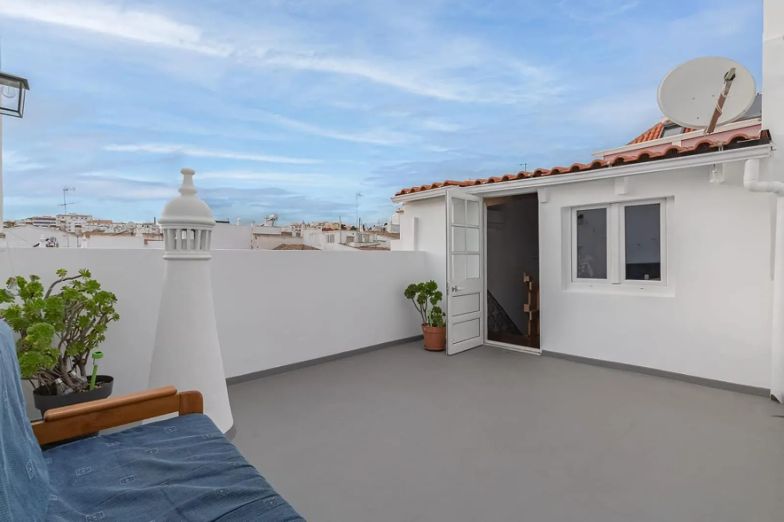 4-Bedroom Townhouse With Terrace In Center Oldtown Лагуш